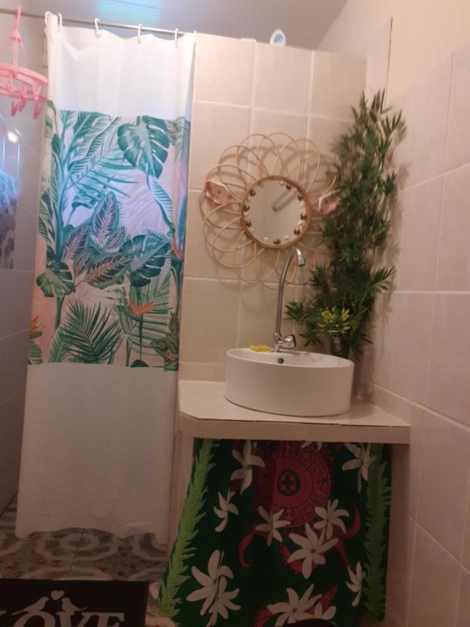 Te-Fare-Arii Pension Mote מראה חיצוני תמונה